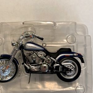 Hallmark 2005 Harley Davidson Motorcycles #7 2000 Softail Deuce